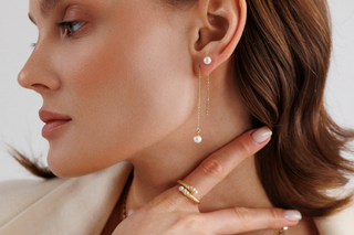 İnci Sallantılı Zincir Altın Küpe