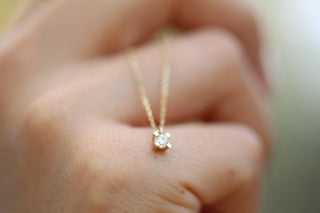 Tek Taş Altın Kolye