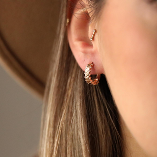 Taşlı Arpacık Rose Altın Halka Küpe