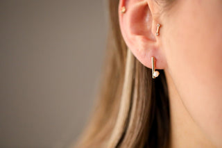 Tek İnci Çubuk Altın Küpe