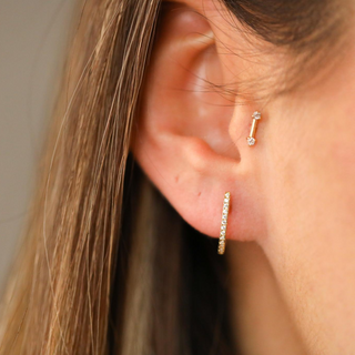 Taşlı Mini Halka Altın Küpe