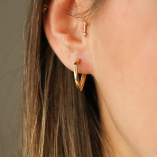 Üçgen Halka Altın Küpe