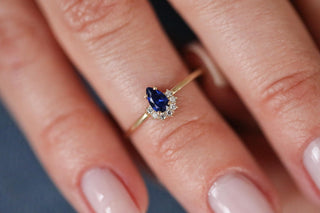 Minimalist Zarif Altın Yüzük