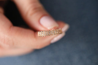 Altın Taşlı Nood Yüzük