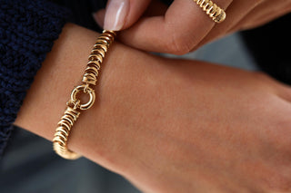 Altın Loila Crop Bileklik