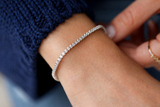 Su Yolu Beyaz Altın Bileklik