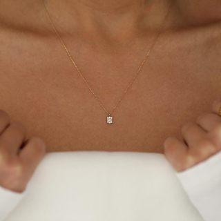 Altın Baget Taşlı Mini Calypso Kolye