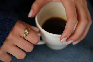 Baget Taşlı Minimalist Altın Yüzük