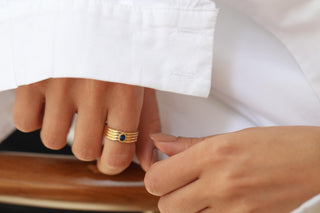 Mavi Taşlı Model Yüzük