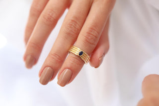 Mavi Taşlı Model Yüzük