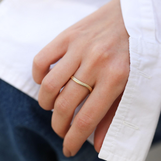 Dalgalı Tel Altın Yüzük