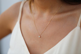 Altın Wolffia Kolye