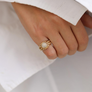 Taşlı Şövalye Altın Yüzük