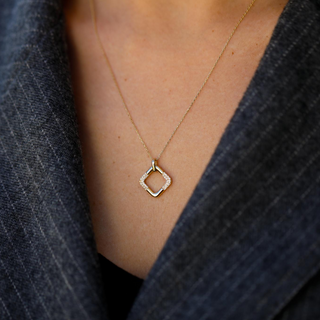 Tasarım Taşlı Geometrik Altın Kolye