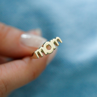Mom Altın Yüzük