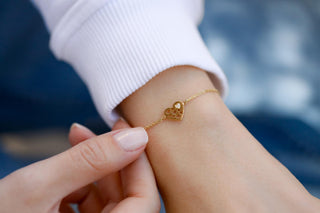 Desenli Kalp Altın Bileklik