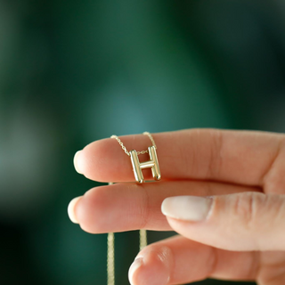 Bombe Harf Altın Kolye