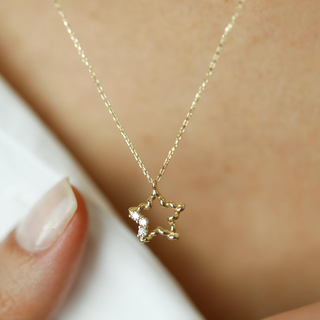 Taşlı Burgu Yıldız Kolye