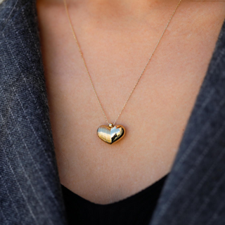 Julia Kalp Altın Kolye