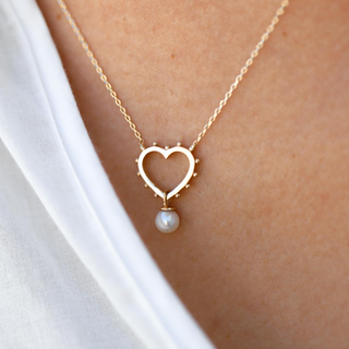 Altın Kalp ve İnci Kadın Kolye