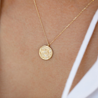 Kozmik Madalyon Altın Kolye