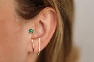 Altın Yonde Piercing