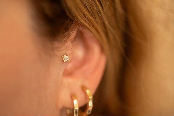 Altın Curis Piercing